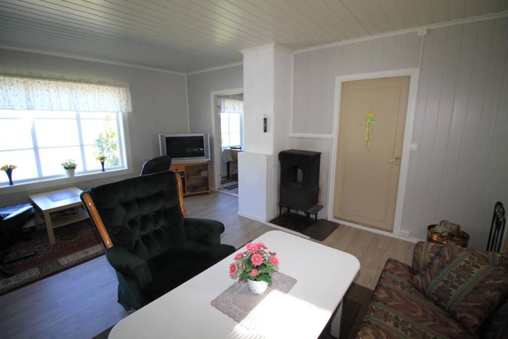 Bellahuset Villa Mandalen Buitenkant foto